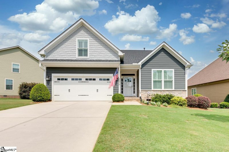 222 Chickadee Trail