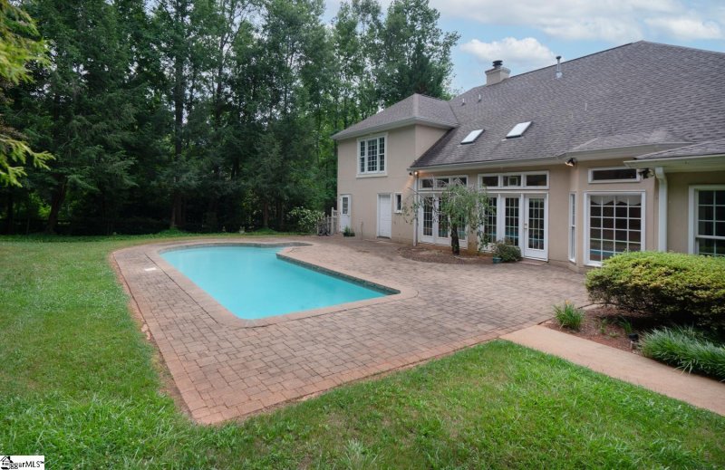 Property image 4 at 107 Valley Oak Drive, Greenville, SC 29617