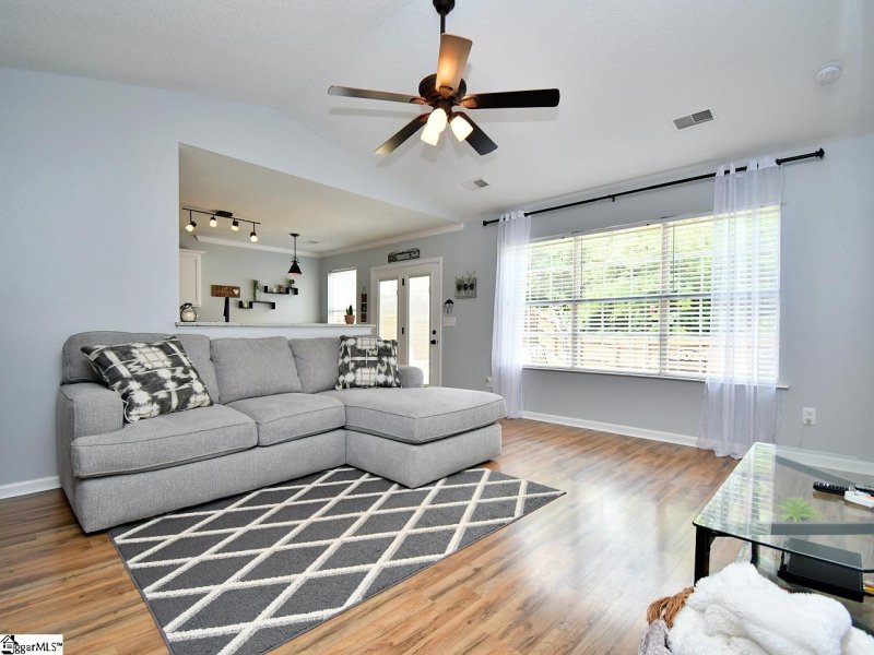 Property image 3 at 309 Winding Willow Trail, Taylors, SC 29687