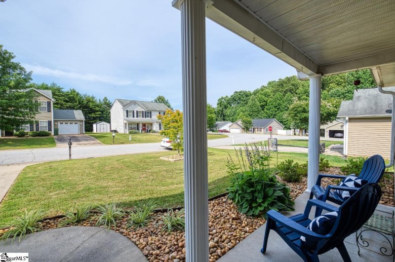 Property image 3 at 807 Trester Lane, Inman, SC 29349