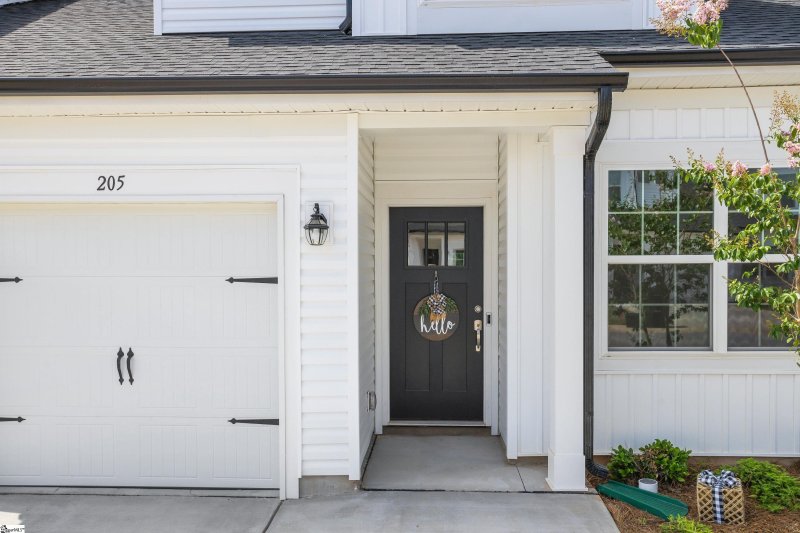 Property image 3 at 205 Jackpine Drive, Greer, SC 29651