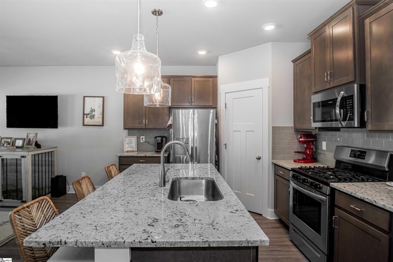 Property image 4 at 40 Grey Oak Trail, Greer, SC 29650