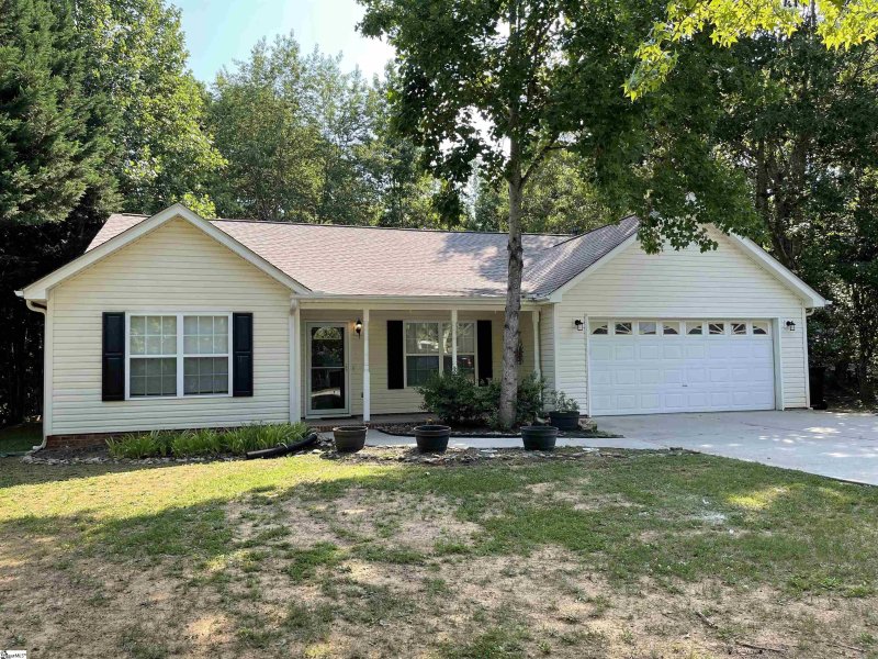 Property image 2 at 106 Timberjack Street, Simpsonville, SC 29680