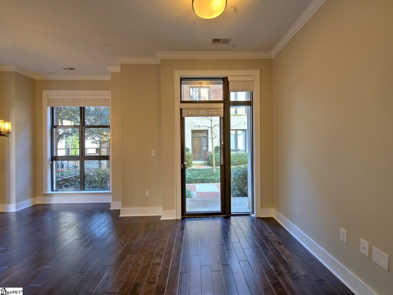 Property image 3 at 224 S Laurens Street, Greenville, SC 29601