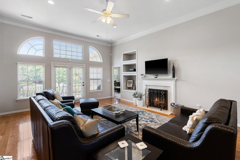 Property image 5 at 6 Plassey Lane, Greenville, SC 29609