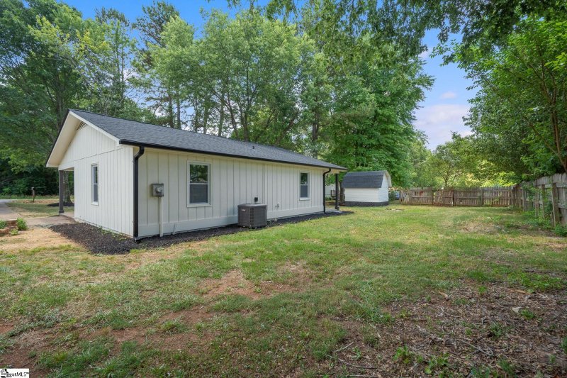 Property image 5 at 646 Howell Road, Wellford, SC 29385