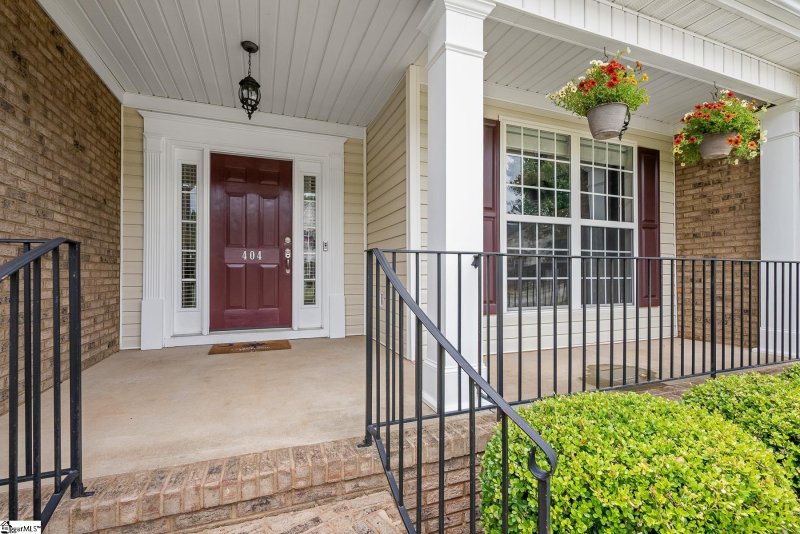Property image 3 at 404 Summergreen Way, Greenville, SC 29607