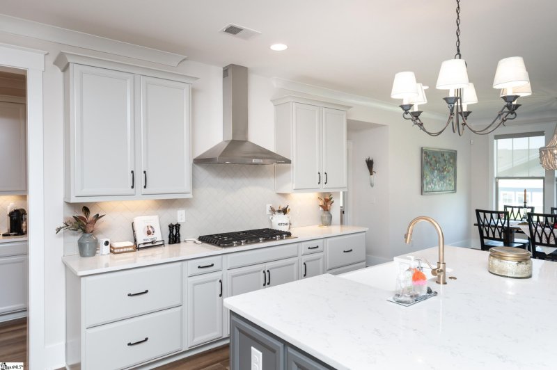 Property image 3 at 807 Tannat Court, Simpsonville, SC 29681