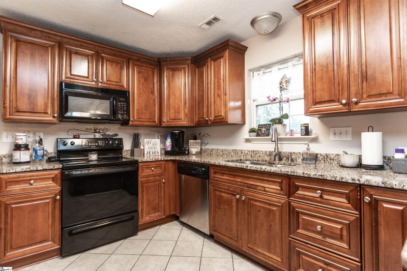 Property image 5 at 304 Sandpiper Drive, Boiling Springs, SC 29316
