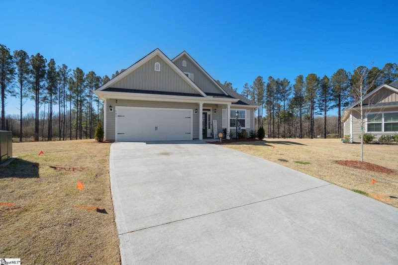 Property image 2 at 505 Coppice Court, Piedmont, SC 29673
