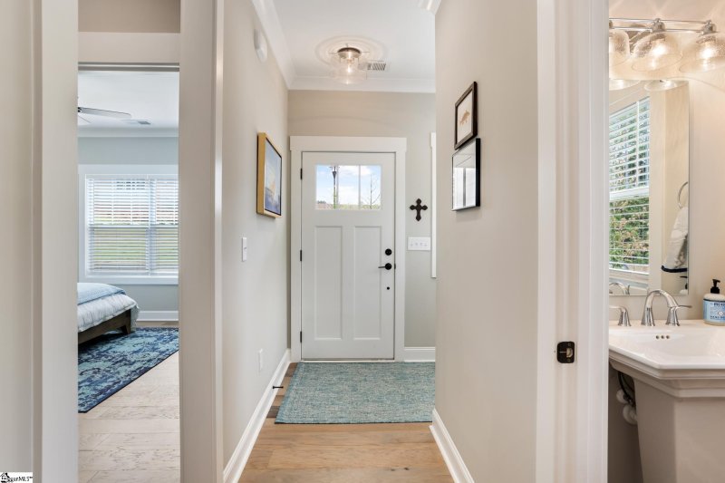 Property image 3 at 120 Lilia Hill Circle, Greenville, SC 29607