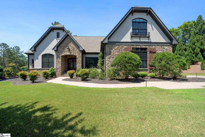 Property image 2 at 428 Spring Cove Way, Six Mile, SC 29682