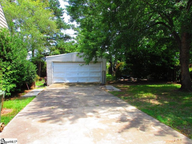 Property image 3 at 4 Woodbend Court, Mauldin, SC 29662-2828