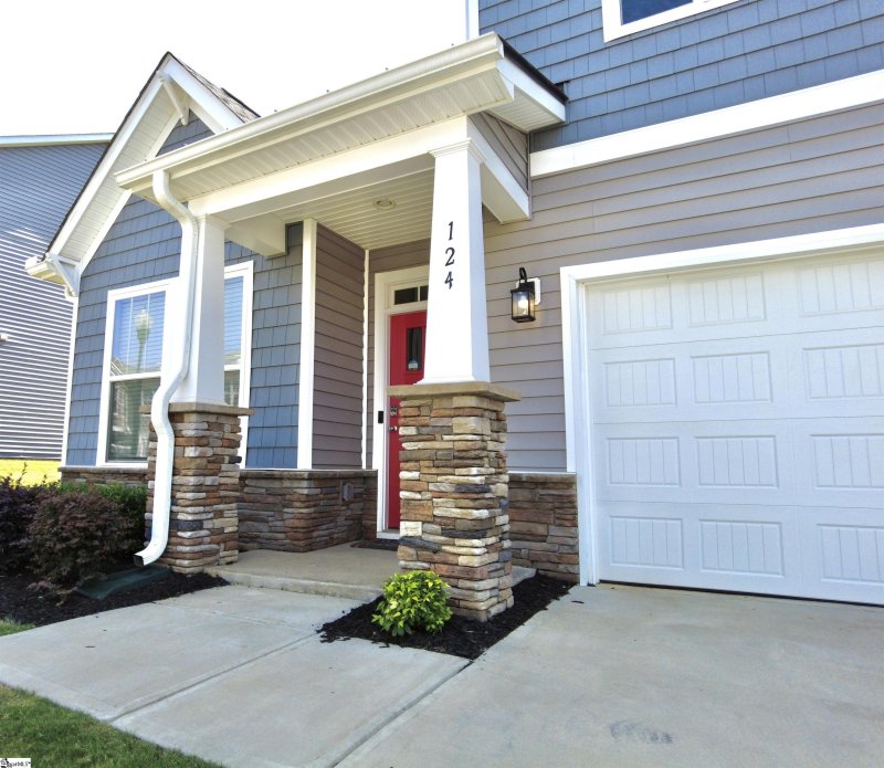 Property image 3 at 124 Addington Lane, Simpsonville, SC 29681