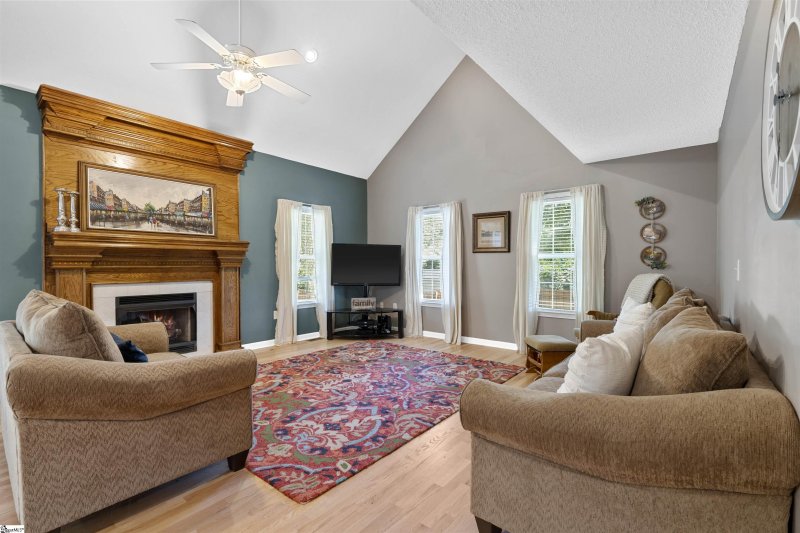 Property image 5 at 118 Saddlebrook Avenue, Pickens, SC 29671