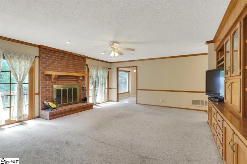 Property image 5 at 102 Wellington Road, Easley, SC 29642-3410