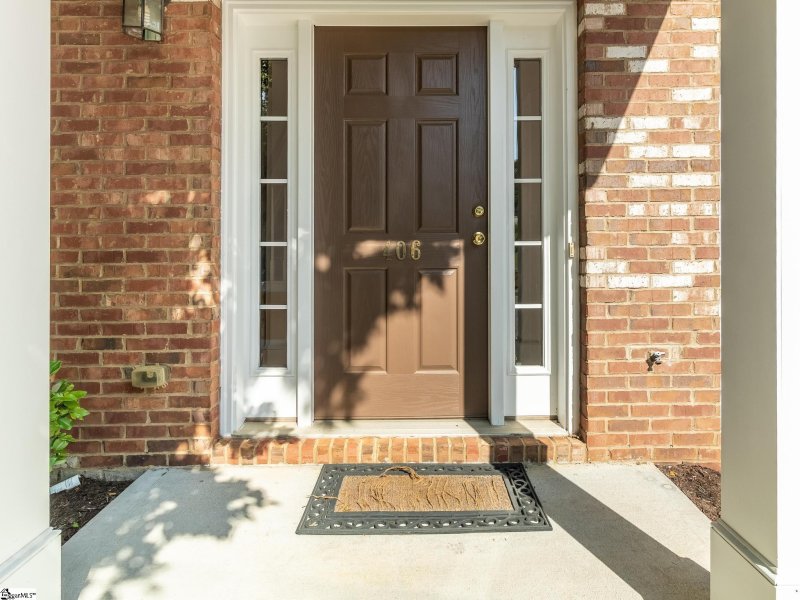 Property image 2 at 406 Woodbark Court, Mauldin, SC 29662