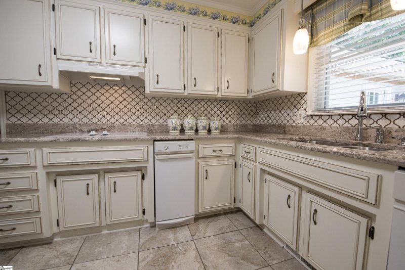 Property image 4 at 102 Pine Wood Drive, Greenville, SC 29607