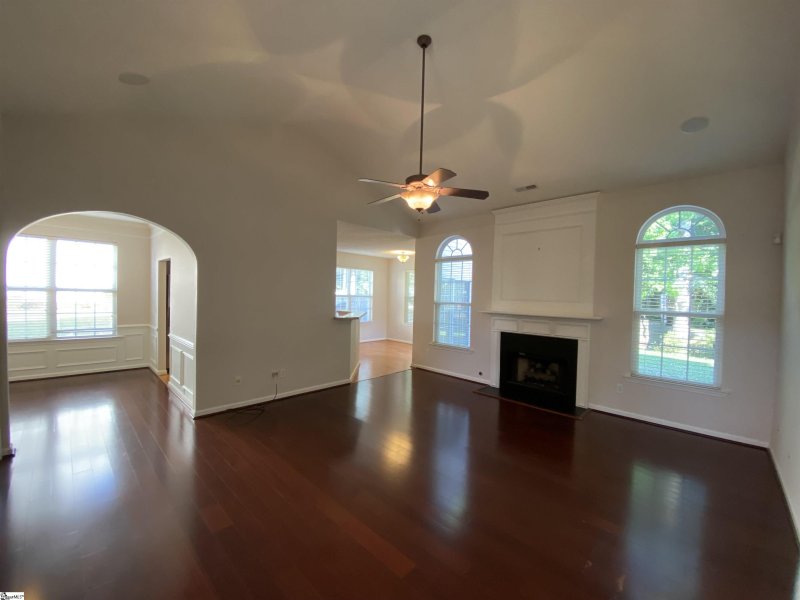 Property image 2 at 325 Edenberry Way, Easley, SC 29642