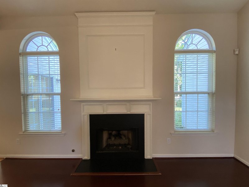 Property image 3 at 325 Edenberry Way, Easley, SC 29642