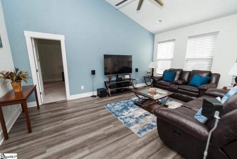 Property image 4 at 172 Foxbank Circle, Greer, SC 29651