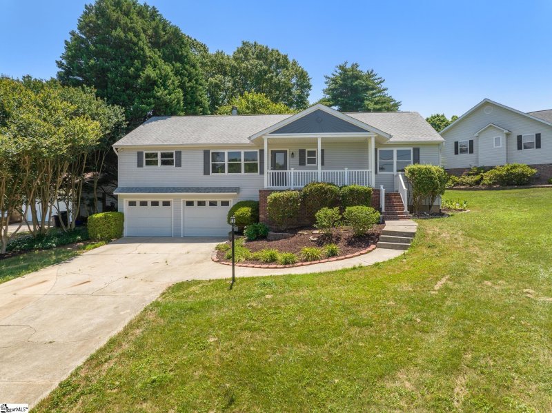 Property image 3 at 202 Kenilworth Drive, Greenville, SC 29615