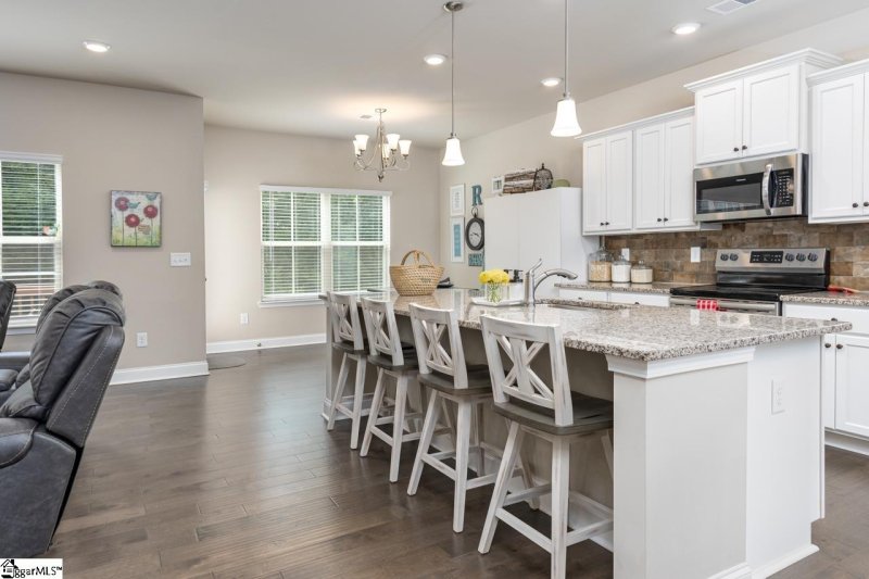 Property image 2 at 15 HARVESTWOOD Place, Greenville, SC 29605