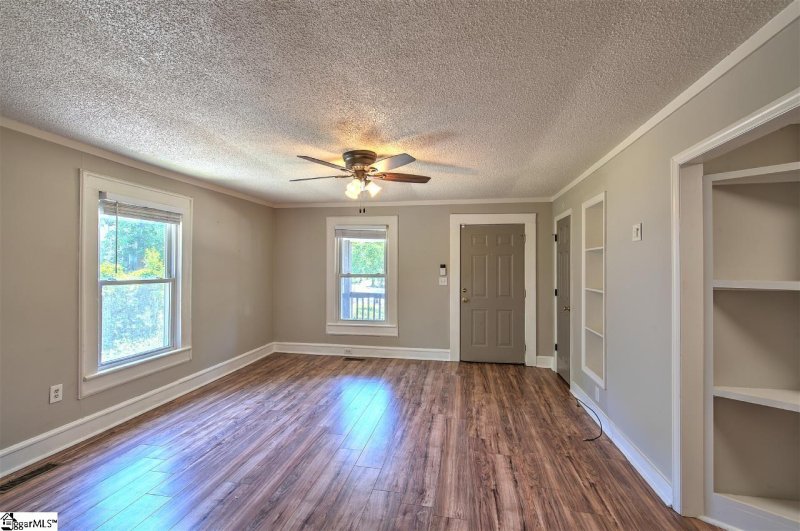 Property image 4 at 12 Hatch Street, Greenville, SC 29611