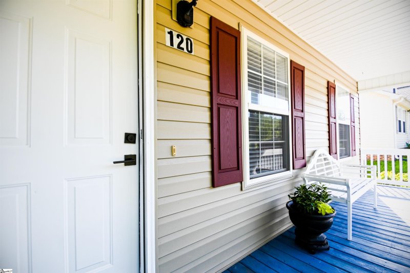 Property image 3 at 120 Brown Road, Easley, SC 29642-9140