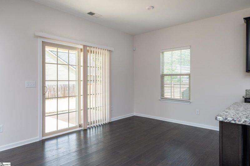 Property image 4 at 221 Waters Run Lane, Simpsonville, SC 29681