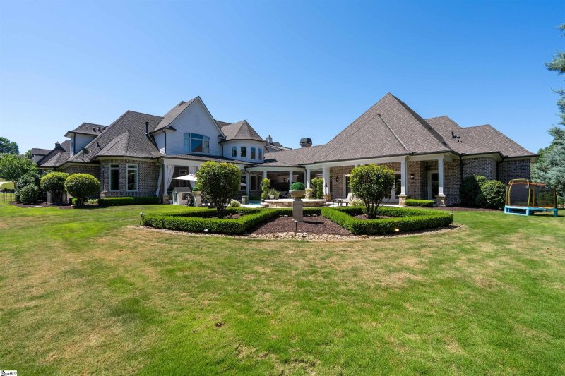 Property image 4 at 1 Calaverdi Court, Simpsonville, SC 29681