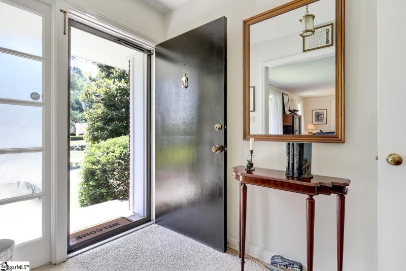 Property image 3 at 517 Walden Parkway, Anderson, SC 29621