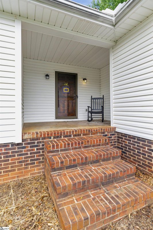 Property image 4 at 304 Stonehaven Drive, Anderson, SC 29625