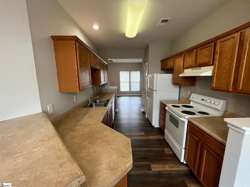 Property image 5 at 3 Spring Crossing Circle, Greer, SC 29650