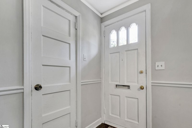 Property image 4 at 272 S High Point Road, Spartanburg, SC 29301-3058