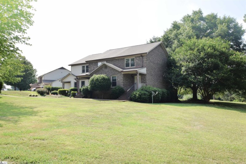 Property image 3 at 100 Fairway Drive, Pickens, SC 29671