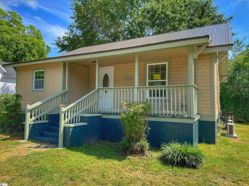 Property image 2 at 242 Poole Street, Woodruff, SC 29388