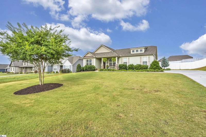 Property image 2 at 1620 Ballenger Road, Wellford, SC 29385