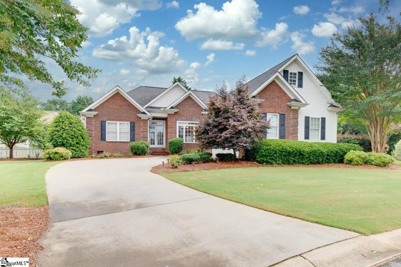 Property image 2 at 110 Tarrington Lane, Easley, SC 29642
