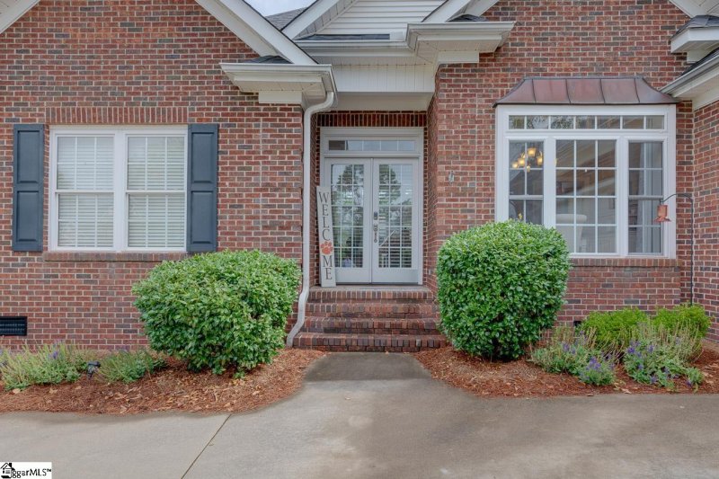Property image 3 at 110 Tarrington Lane, Easley, SC 29642