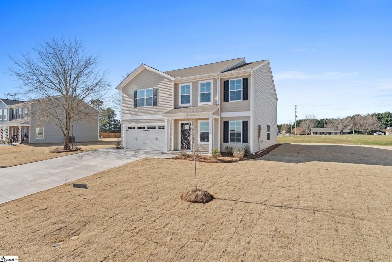 Property image 5 at 7010 Luna Mae Court, Boiling Springs, SC 29316