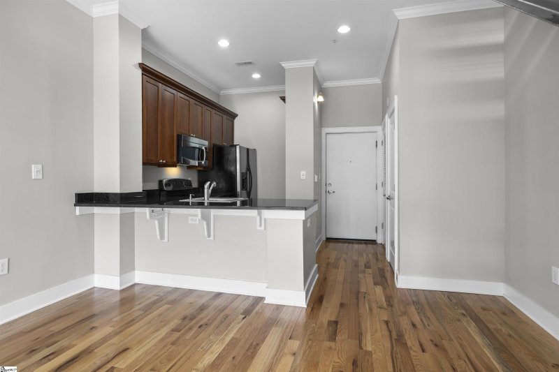 Property image 5 at 224 S Laurens Street, Greenville, SC 29601