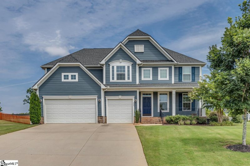 302 REGENT Drive