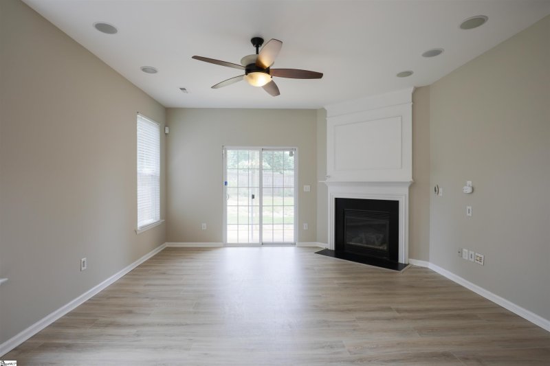 Property image 5 at 208 Perthwood Place, Greenville, SC 29617