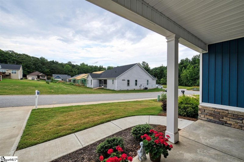 Property image 3 at 178 Page Creek Boulevard, Landrum, SC 29356