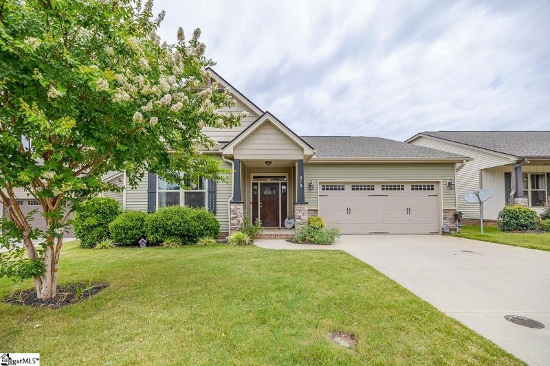 Property image 3 at 218 Downs Road, Greenville, SC 29617