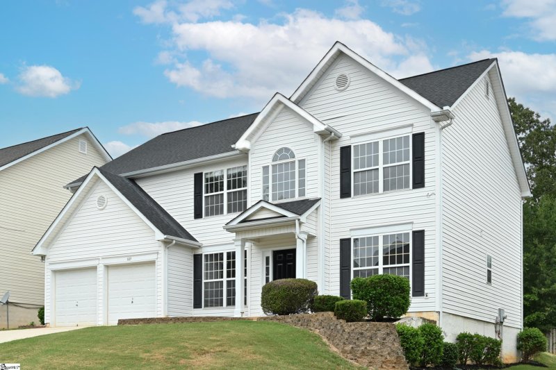 Property image 2 at 105 Leatherton Way, Greenville, SC 29615