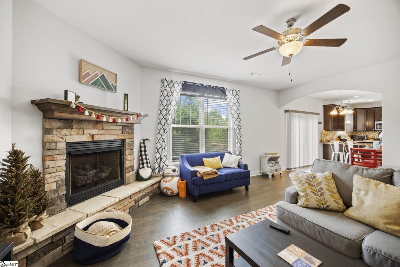 Property image 5 at 215 Clear Court, Taylors, SC 29687-2257