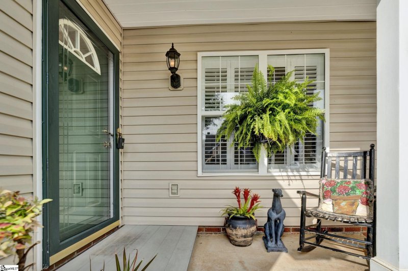 Property image 3 at 3 Riverside Towne Circle, Greer, SC 29650