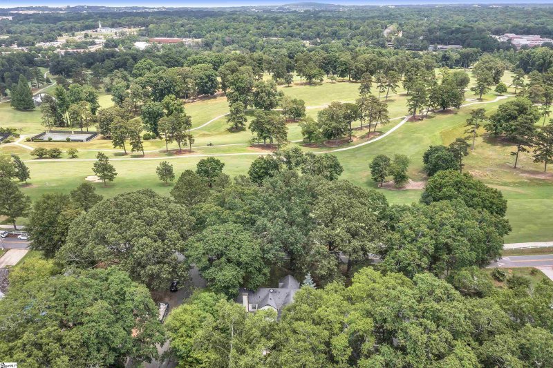 Property image 2 at 400 Byrd Boulevard, Greenville, SC 29605